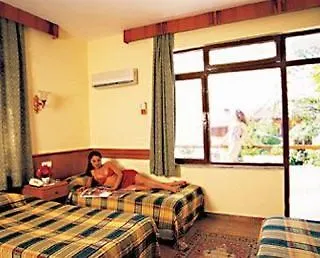 Huzur Motel 2*